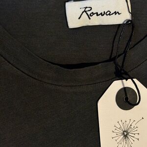 Rowan Tyler Tee in Faded Black